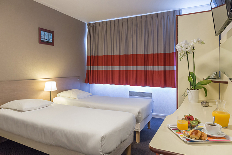 Bedroom 3, Appart'City Classic la Rochelle Centre, Charente-Maritime