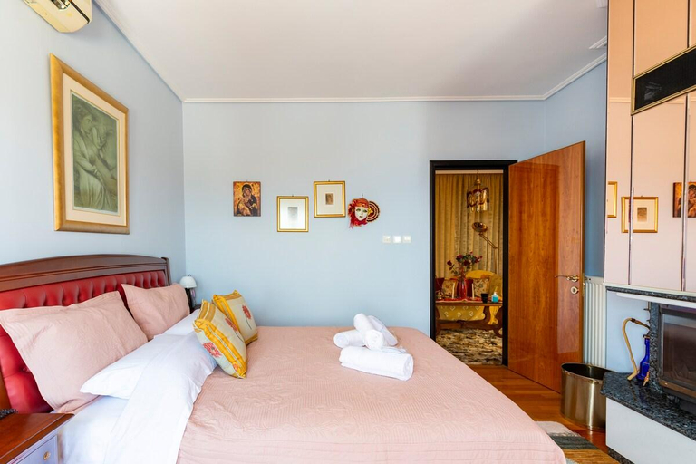 Bedroom 2, Villa Serenity, Central Greece