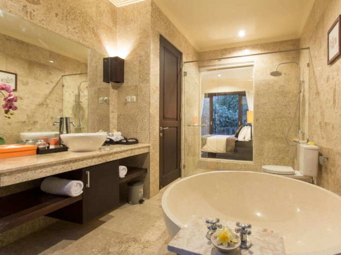 Bathroom 2, Two BDR Luxury Villa In Ungasan Area, Badung