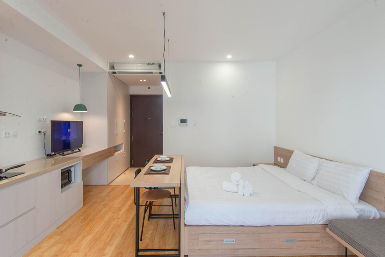 Bedroom 2, Luxury Studio Apartment ~ near Big C mall central, Cầu Giấy