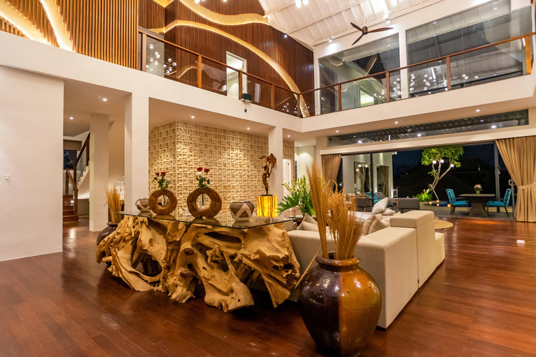 Others 5, Villa Lacella, Badung