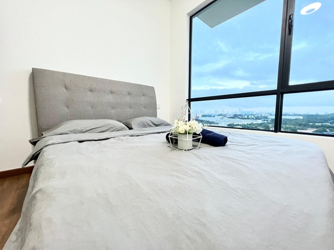 Bedroom 3, D0217 Central Park 2 bedroom warm@Netflix/Youtube, Johor Bahru