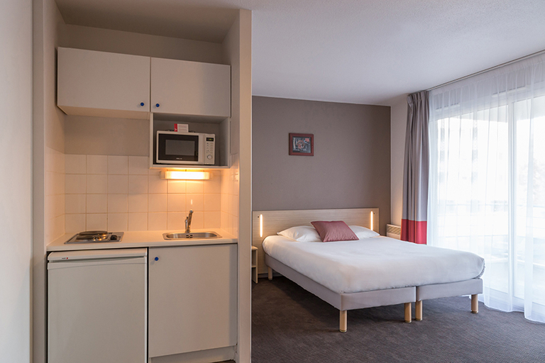 Bedroom 3, Appart'City Classic la Rochelle Centre, Charente-Maritime