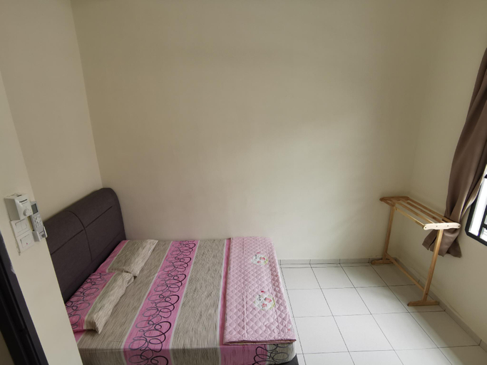 Bedroom 2, Serom 3 Homestay, Ledang