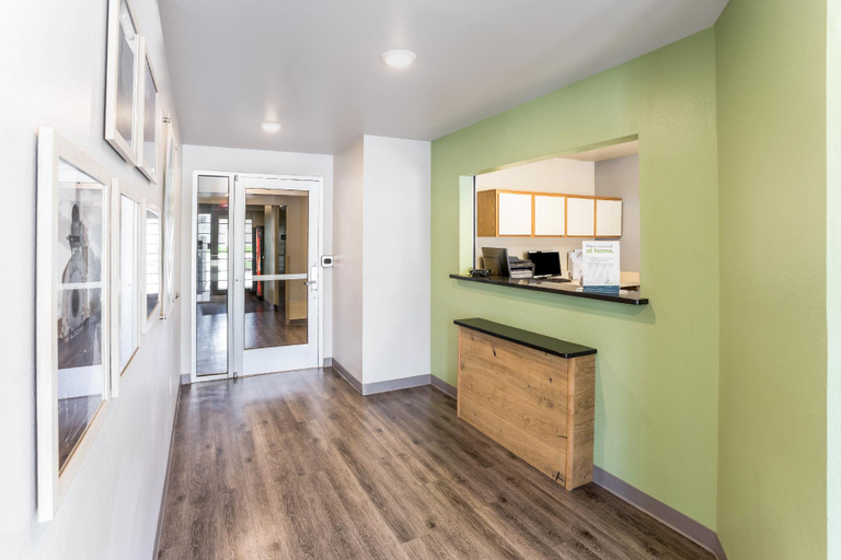 Others 5, WoodSpring Suites Springdale, Washington
