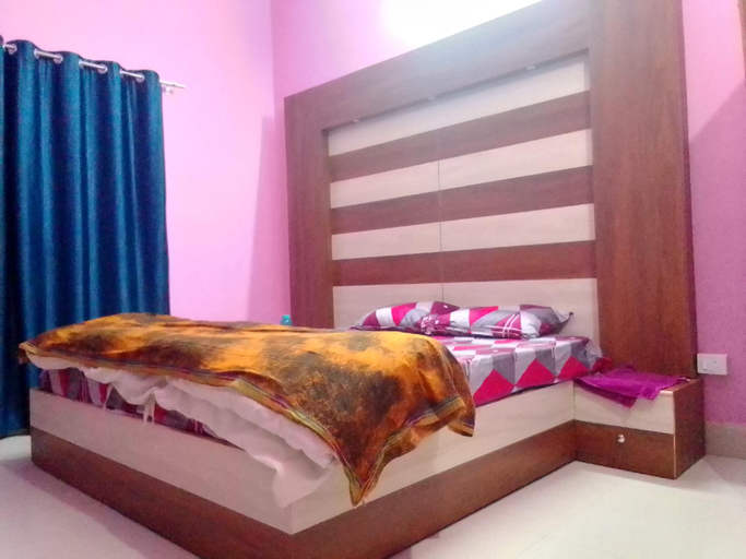 Others 3, Sharma kunj , Varanasi
