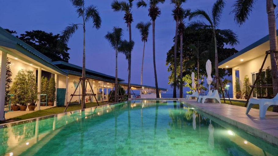 Sport & Beauty 2, Le Petit Saint Tropez, Khanom