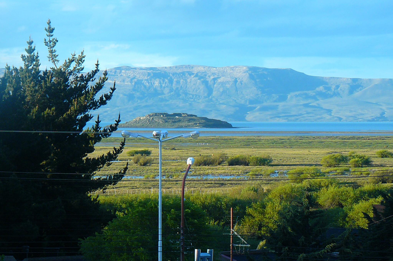 Others 4, Posada Karut Josh, Lago Argentino