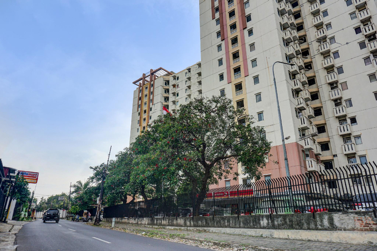 Exterior & Views 1, OYO 91794 Mushroom Lily's Room, East Jakarta