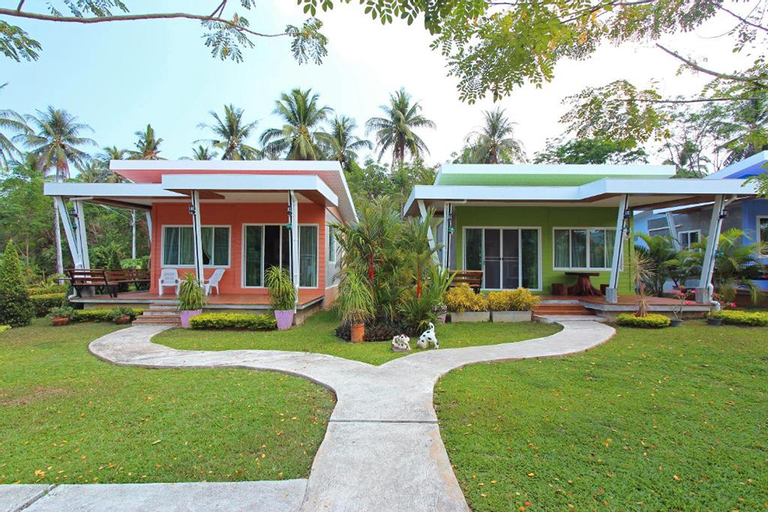Maikhao Home Garden Bungalow, Phuket Island