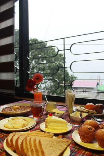 Food & Drinks 4, The New Castle Hotel, East Sikkim