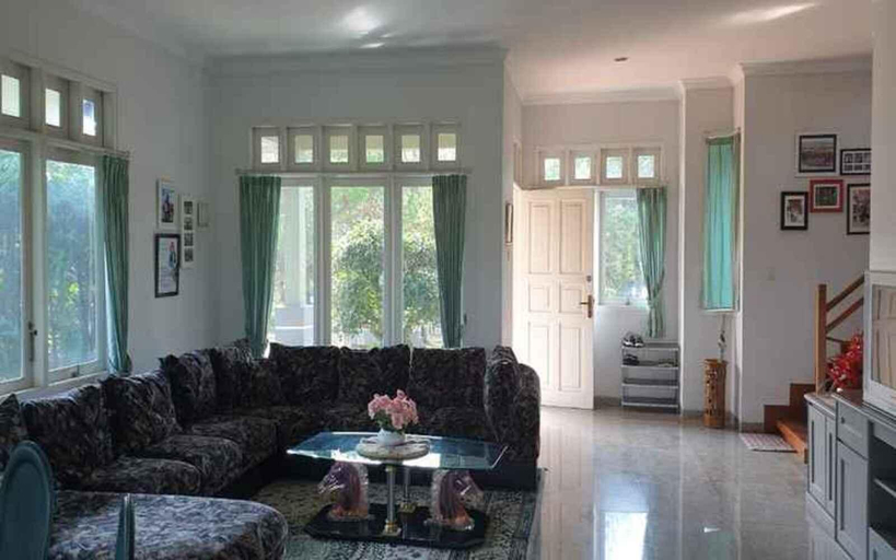 Others 4, Villa Grace Cimacan, Bogor