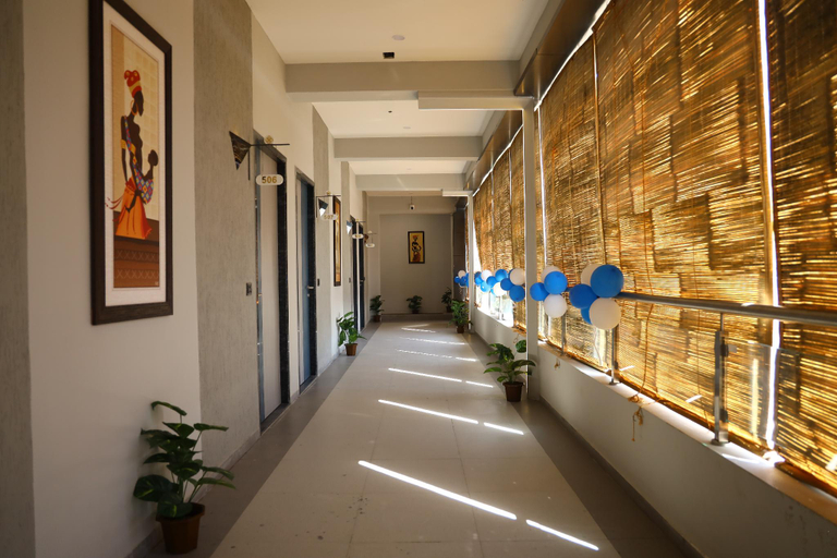 Public Area 2, HOTEL THE PARKER INN By KBNT GROUP, Surat