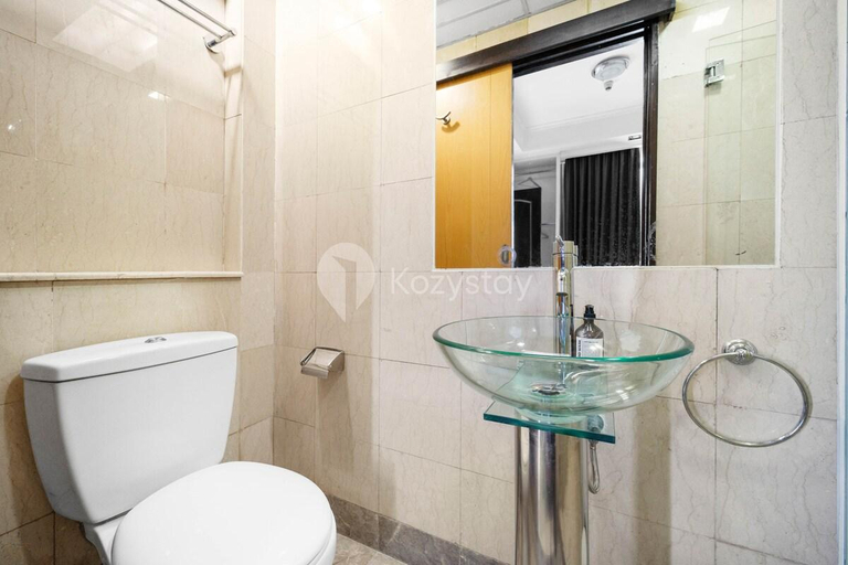 Bathroom 2, Central by Kozystay - Mega Kuningan, Jakarta Selatan