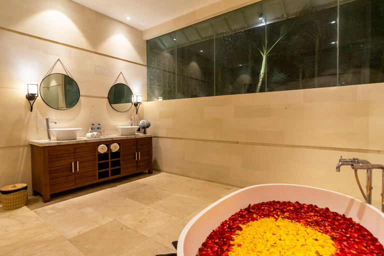 Bathroom 4, Villa Lacella, Badung
