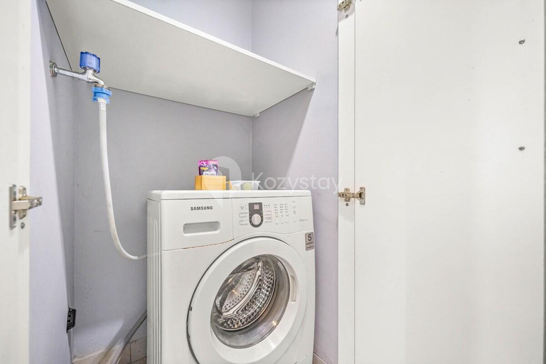 Others 5, Central by Kozystay - Mega Kuningan, South Jakarta
