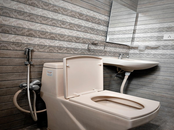 Bathroom, Hotel GS Komforts, Bangalore