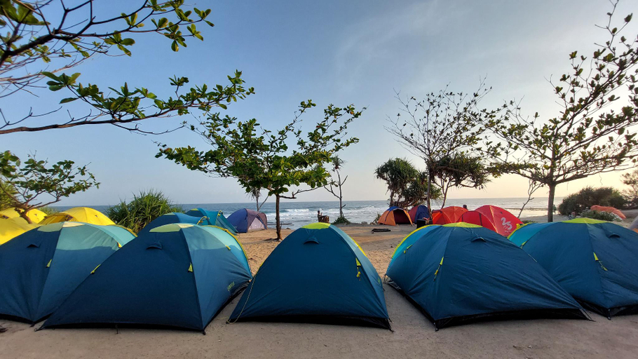 Others 5, Pantai Watu Kodok Camp, Gunung Kidul