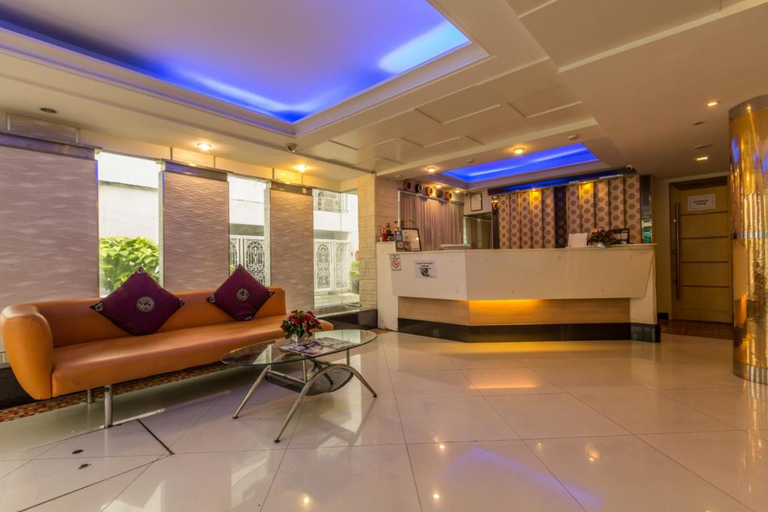 Others 2, UPAR Hotels Sukhumvit 11 Nana, Wattana