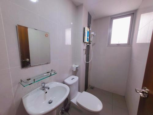Nice home can ho 2PN, 2WC ngay sieu thi Aeon Tan Phu gan san bay, Tan Phu