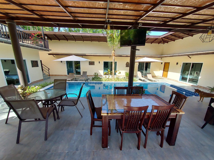 Food & Drinks, Naiyang Dream Resort , Phuket Island