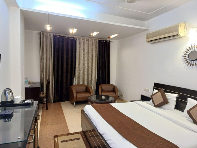 Bedroom 2, Skylark Hotel by Gabrian Hotels, Gurgaon