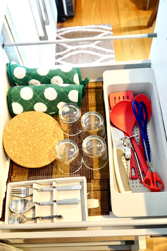 Food & Drinks 5, Acqua Private Residences - 1BR Livingstone Tower, Mandaluyong