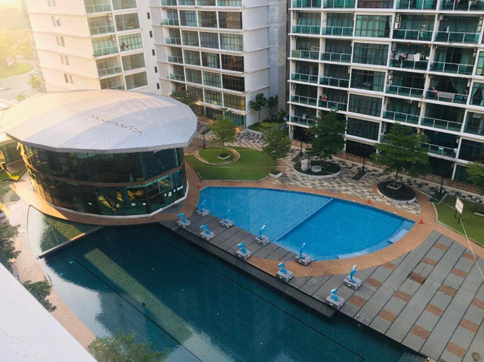 Others 5, Tebrau Houses, Johor Bahru