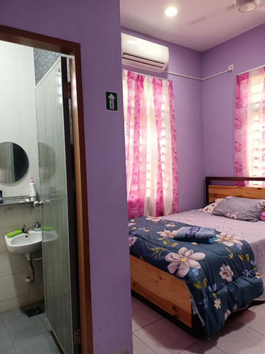 Bedroom 2, ROSSZAI HOMESTAY, Kemaman