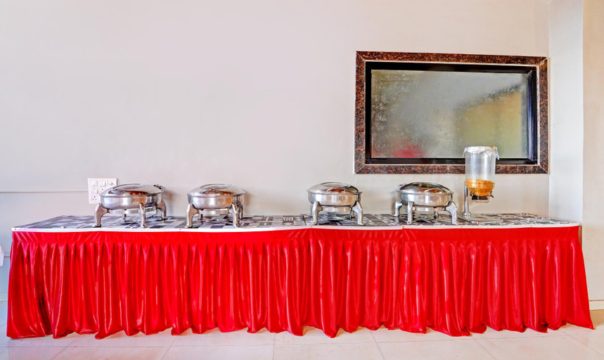 Food & Drinks 4, Treebo Vhyomaan Resort With Swimming Pool, Satara