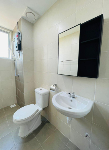 Bedroom 2, Spacious 3BR Near KLCC - Staycation (KLCC view) , Kuala Lumpur