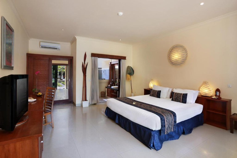 Bedroom 1, Deluxe Ombak Room, Lombok