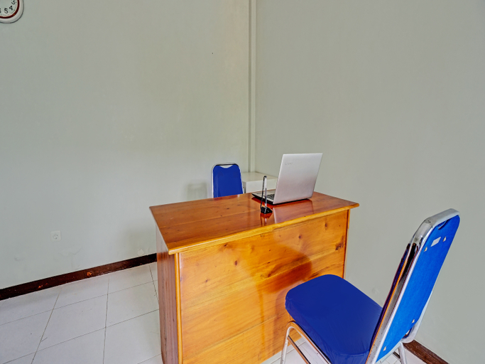 Public Area 3, OYO 92021 Dua Putra Homestay Klayar, Pacitan