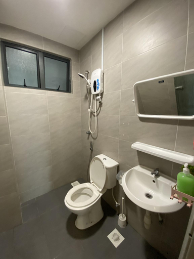 Bathroom 4, Comfort Modern Design Homestay@ Meru Casa Kayangan, Kinta