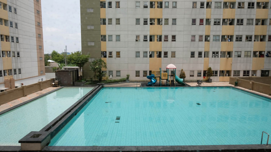 Sport & Beauty 3, Relaxing 2BR Apartment at Puncak Permai By Travelio, Surabaya
