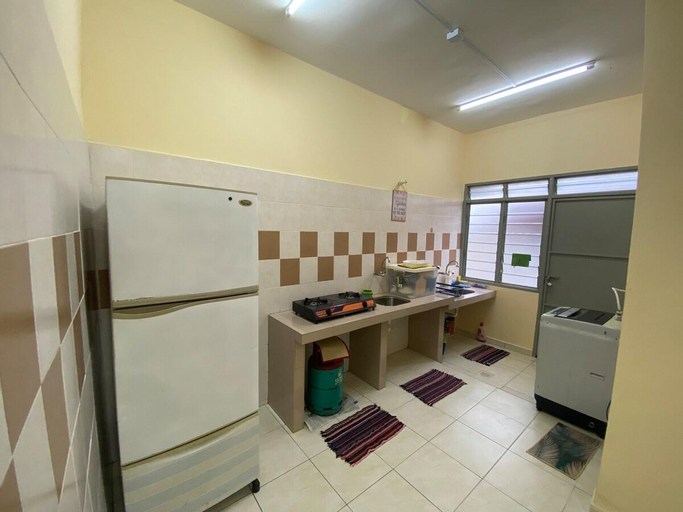 Bedroom 2, Homestay Cikgu Muaz (MUSLIM), Kuala Kangsar