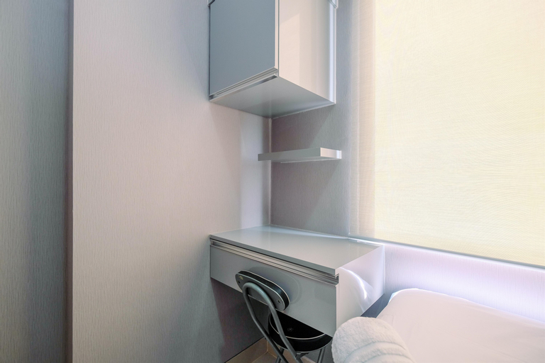 Others 5, Fully Furnished with Cozy Design 2BR Apartment Transpark Cibubur By Travelio, Depok