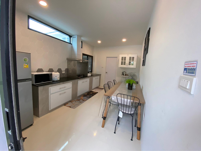 Dining Room 22