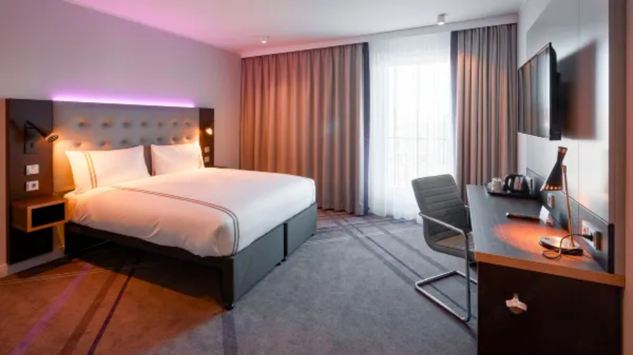 Bedroom 4, Premier Inn Nuernberg City Opernhaus, Nürnberg