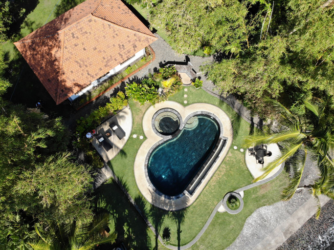 Exterior & Views 2, Ciliks Beach Garden Villa, Buleleng