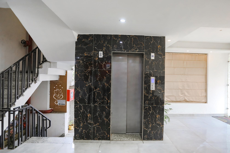 Public Area 3, Fabhotel F9 Sector 19, Gautam Buddha Nagar