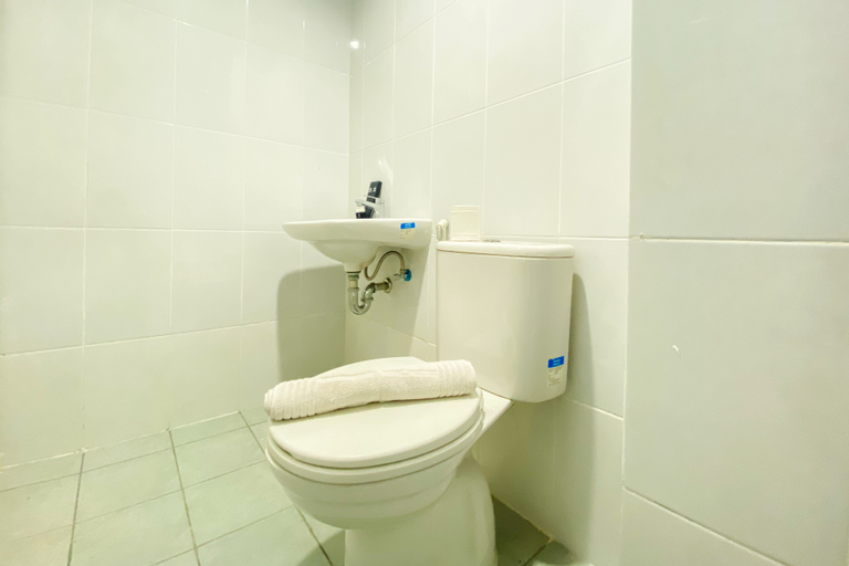 Bedroom 3, Comfort 1BR at Patraland Urbano Apartment By Travelio, Bekasi