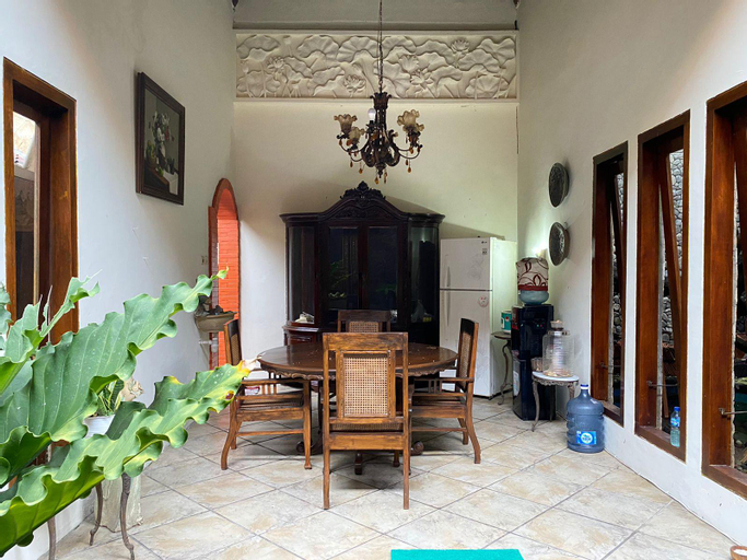 Others 5, Griya d' Unique Homestay, Solo
