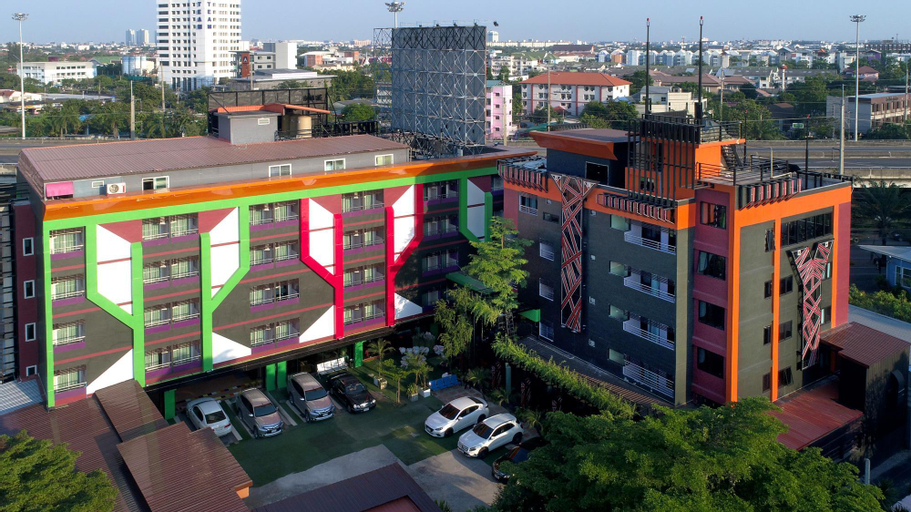 Exterior & Views 1, The Breton Hotel (Media), Bung Kum