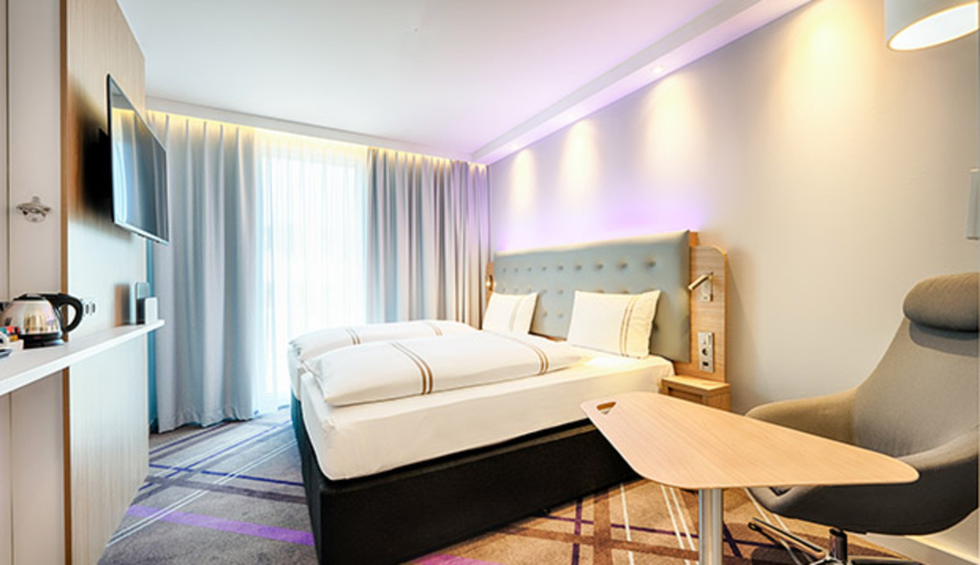 Bedroom 5, Premier Inn Leipzig City Centre, Leipzig