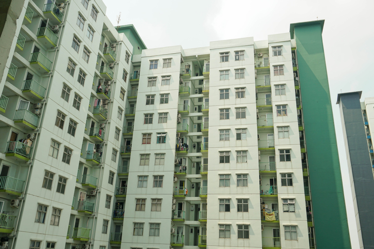 Exterior & Views 2, Comfort Studio with City View at Pancoran Riverside Apartment By Travelio, South Jakarta