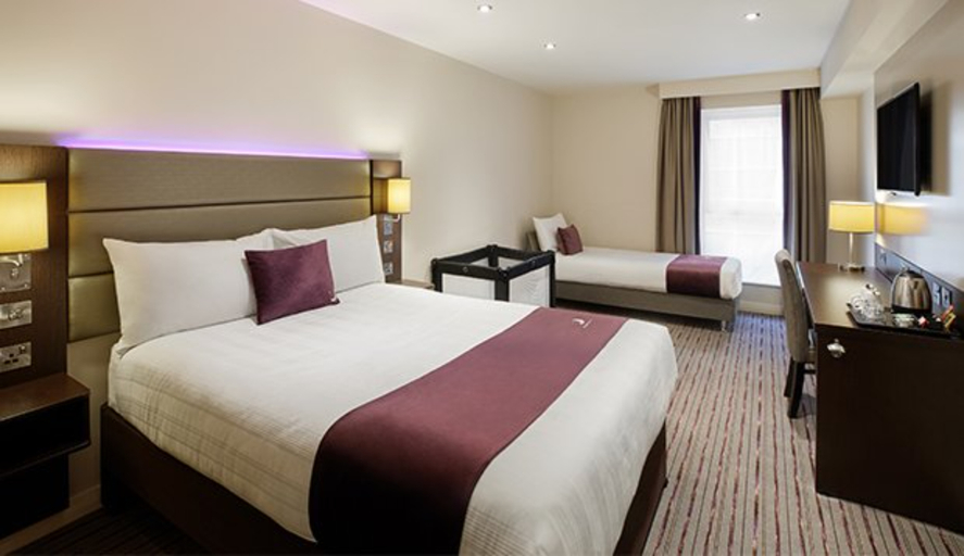 Bedroom 4, Premier Inn Peterborough - Hampton, Peterborough