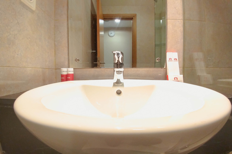 Bedroom 4, Comfortable 1 BR The Mansion Kemayoran Tower Gloria By Travelio, North Jakarta