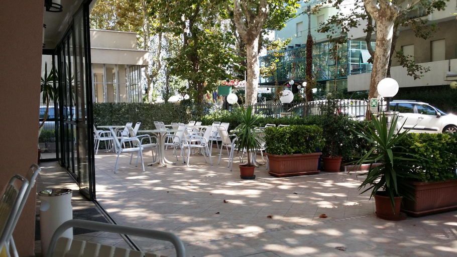 Others 3, Hotel Euromar, Rimini