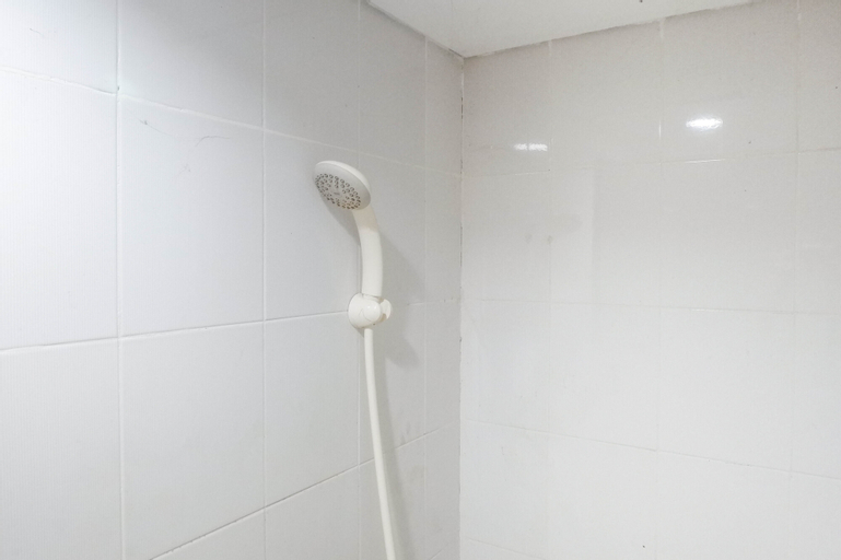 Bedroom 2, Relaxing & Stylish Studio Apartment at Gunawangsa Tidar By Travelio, Surabaya